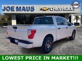 Used 2024 Nissan Titan SV image 6