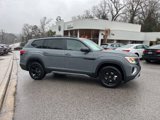 New 2025 Volkswagen Atlas Peak Edition SE image 2