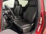 New 2025 Chrysler Pacifica Select image 4