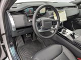 New 2025 Land Rover Range Rover Long Wheelbase SE image 3