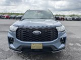 Used 2025 Ford Explorer ST-Line image 2