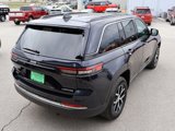 Used 2024 Jeep Grand Cherokee Limited image 5