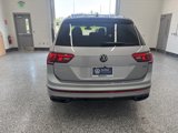 Certified 2024 Volkswagen Tiguan SE R-Line image 3