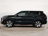 New 2025 Mitsubishi Outlander SE image 4