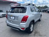 Used 2020 Chevrolet Trax LT w/ LT Convenience Package image 5