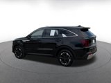 Used 2024 Kia Sorento S image 4