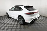 Used 2025 Porsche Macan image 3