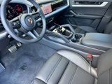 New 2026 Porsche Cayenne S image 4