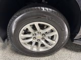 Used 2023 Chevrolet Suburban LT image 4