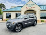 Used 2020 Jeep Grand Cherokee Laredo w/ Laredo X Package image 3