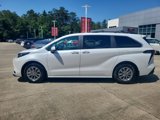 Certified 2025 Toyota Sienna XLE image 2