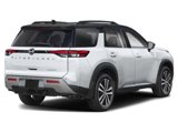 New 2025 Nissan Pathfinder Platinum image 2
