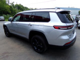 Used 2023 Jeep Grand Cherokee L Laredo image 5