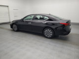 Used 2023 Nissan Altima 2.5 SV image 3