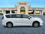 Used 2023 Chrysler Voyager LX image 2