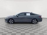 Used 2023 Hyundai Elantra Limited image 2
