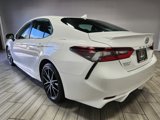 Used 2024 Toyota Camry SE image 3