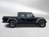 Used 2020 Jeep Gladiator Sport image 3