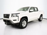 Used 2024 Nissan Frontier SV image 3