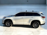 Used 2018 Toyota Highlander XLE image 4