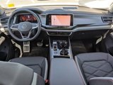 New 2025 Volkswagen Atlas Peak Edition SE image 3