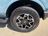 Used 2023 Ford Bronco Outer Banks image 4