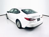 Used 2025 Toyota Camry LE image 5