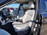 Used 2024 Mitsubishi Outlander SEL image 2