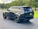 Used 2025 Land Rover Range Rover SE image 3