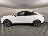 Certified 2024 Porsche Cayenne Coupe image 2