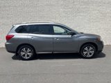 Used 2020 Nissan Pathfinder SV image 2