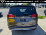 Used 2020 Chrysler Pacifica Touring-L image 6