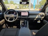 New 2025 Chevrolet Colorado ZR2 w/ Midnight Edition image 4