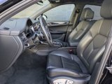 Certified 2022 Porsche Macan S w/ Premium Package Plus image 5