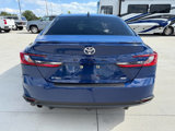 Used 2025 Toyota Camry SE image 4