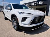 New 2025 Buick Enclave Preferred image 3