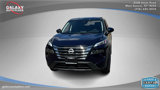Used 2025 Nissan Rogue SV image 2