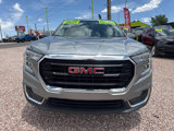 Used 2024 GMC Terrain SLE image 4