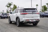 New 2025 Nissan Pathfinder SL image 5