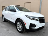 Used 2023 Chevrolet Equinox LS w/ LS Convenience Package image 3