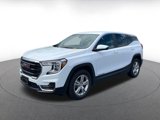 Used 2024 GMC Terrain SLE image 3