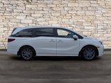 New 2026 Honda Odyssey Touring image 4