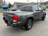 Used 2017 Toyota Tacoma TRD Off-Road image 5