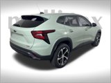 Used 2024 Chevrolet Trax RS w/ Sunroof Package image 5