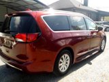 Used 2018 Chrysler Pacifica Touring-L image 5