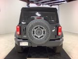 New 2025 Ford Bronco 4-Door image 4