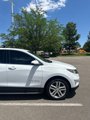 Used 2019 Chevrolet Equinox LT image 4