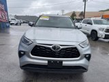 Certified 2022 Toyota Highlander XLE image 5