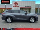 Certified 2022 Toyota Highlander L image 5