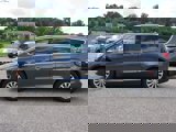 Used 2019 Chrysler Pacifica Touring-L w/ Advanced Safetytec Group image 4